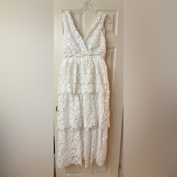 Endless Rose White Lace Midi Tiered Dress Size Large L NWOT Revolve - Picture 8 of 9
